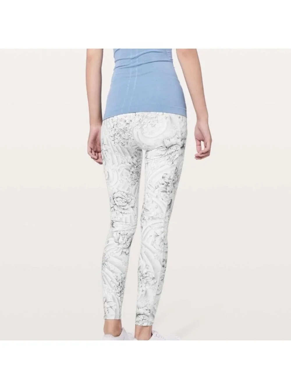 Lululemon Speed Up Tight *Full-On Luxtreme 28